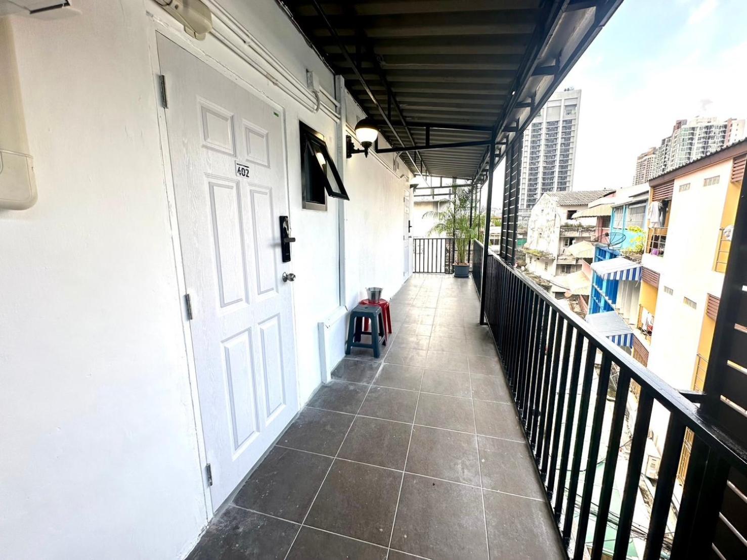 The White Den Chatuchak Bangkok Exterior foto